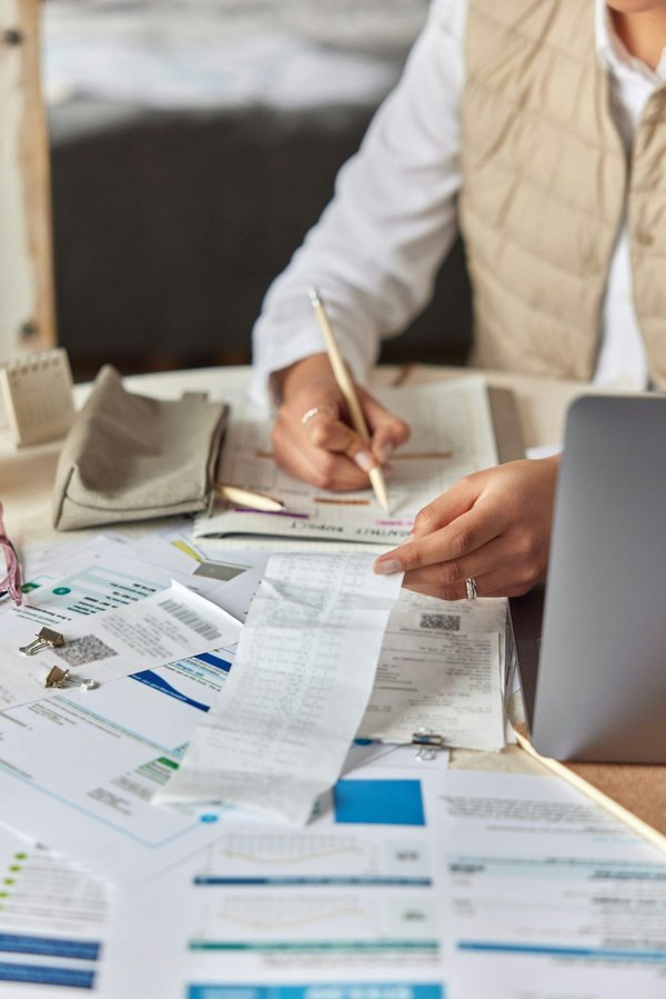 Comment estimer la valeur de vos vêtements de seconde main ?